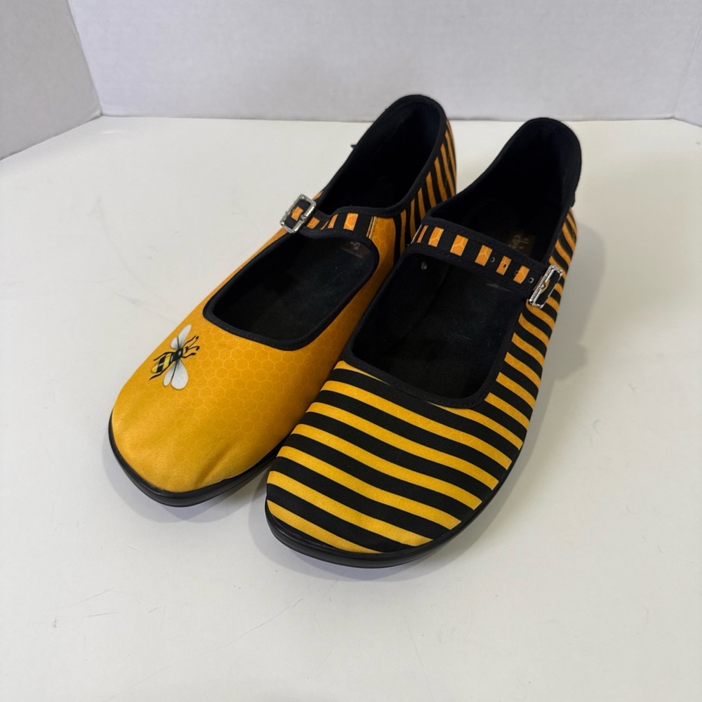 Hot Chocolate Mary Jane Shoes Yellow Black Bee Chocolaticas Size 41 US 10 - 10.5